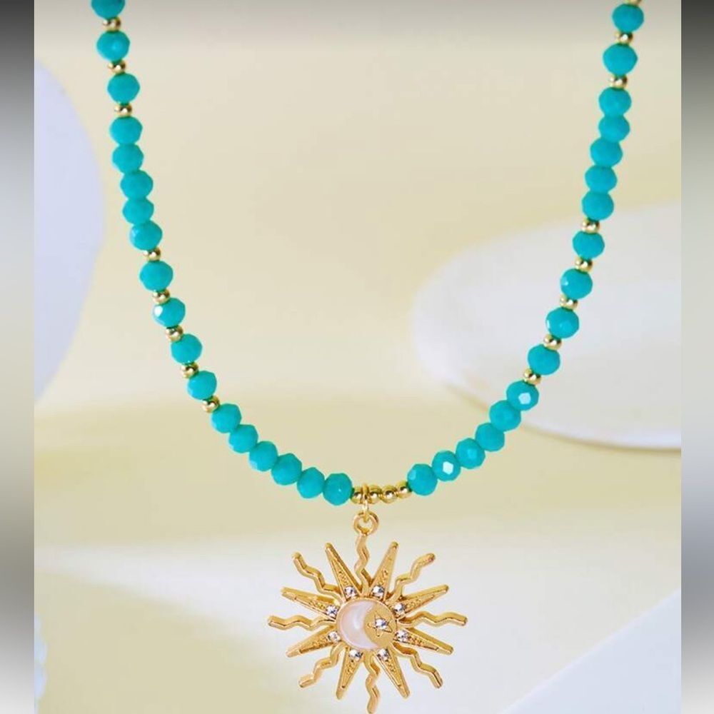 Turquoise Sun Pendant Necklace R44 - Picture 3 of 3
